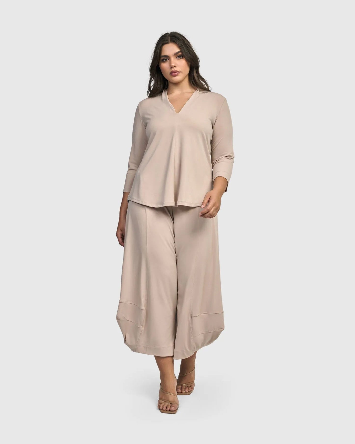 Essential V-neck Top, Champagne