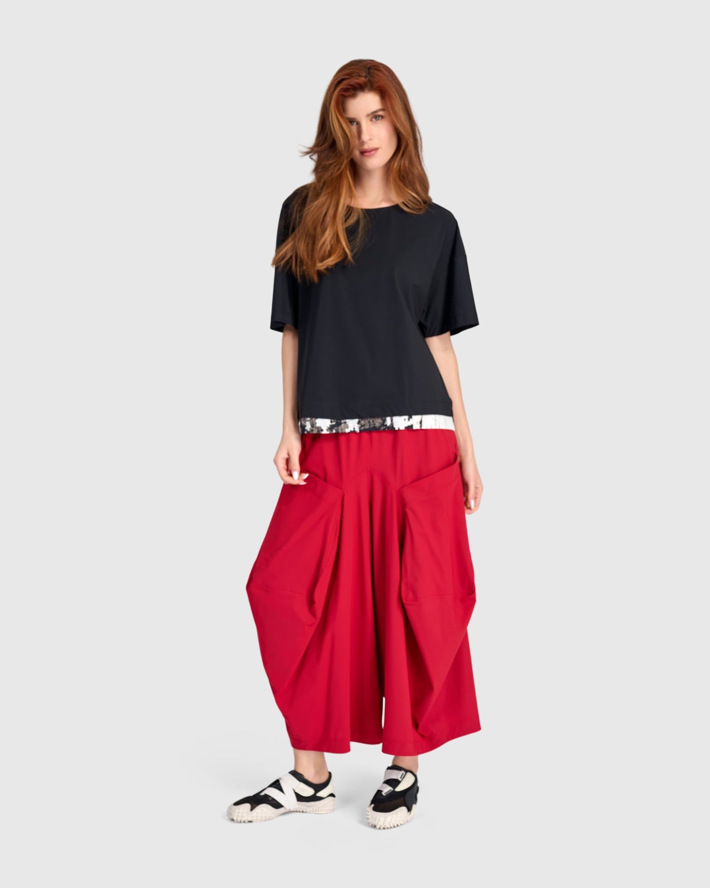 Tekbika Aero Boxy Tee, Black Graphic